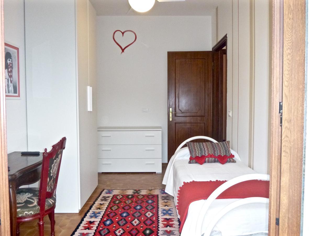 I Love Pietra Ligure Exterior photo