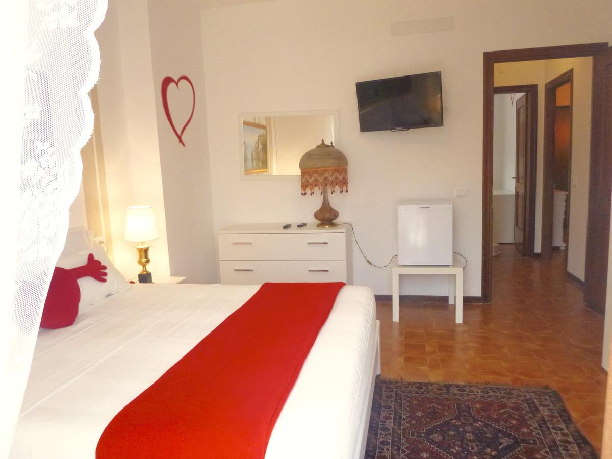 I Love Pietra Ligure Exterior photo
