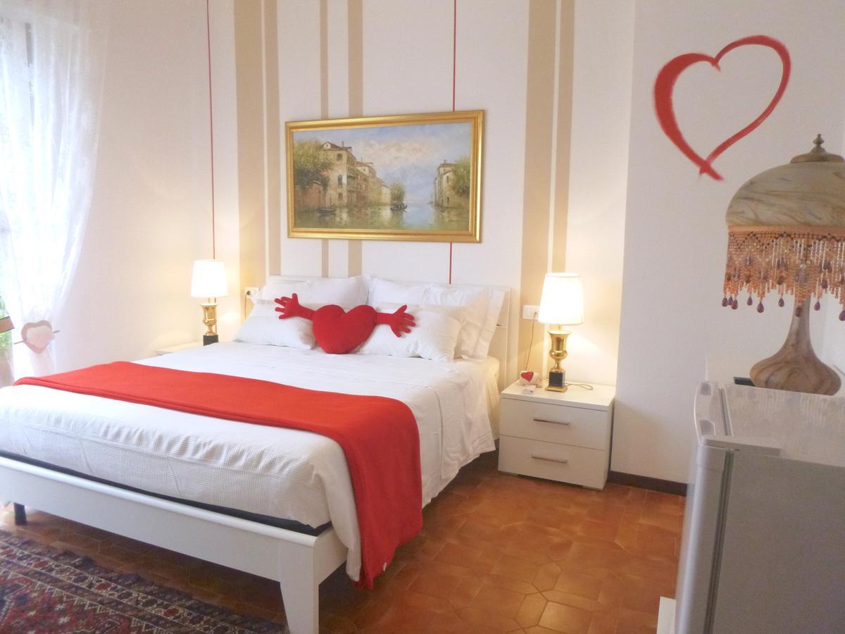 I Love Pietra Ligure Exterior photo
