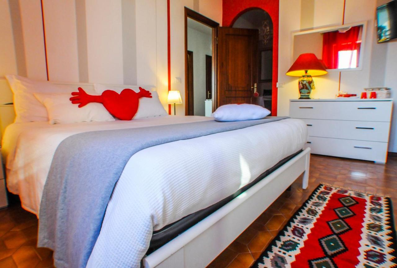 I Love Pietra Ligure Exterior photo